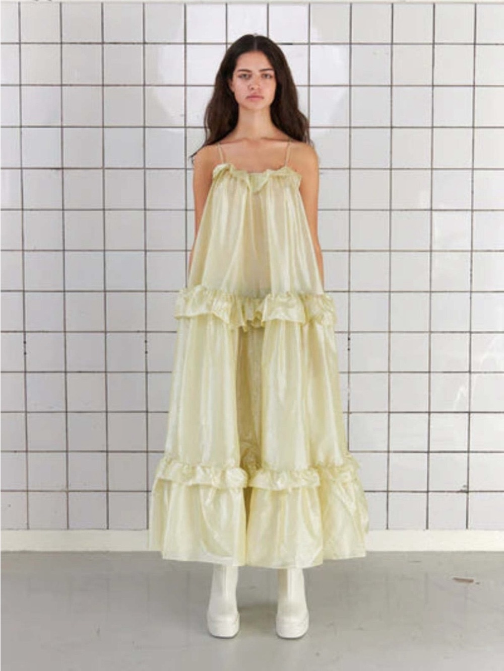 Stella Nova Sunniva Dress size small in pale like yellow